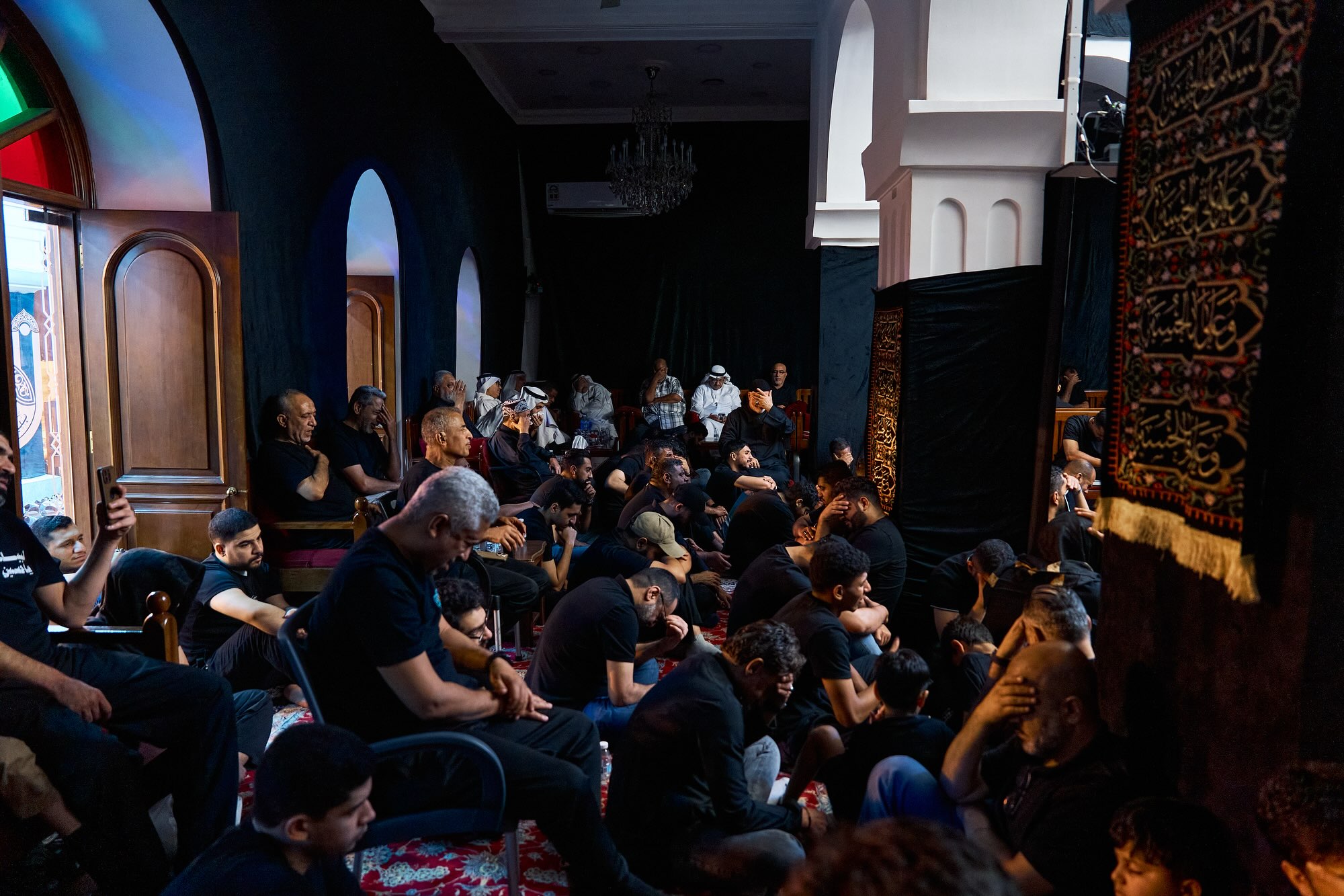 شهادة السجاد (ع) ⁨ 	⁨	⁨	⁨	⁨	.  اللّهُمَّ صَلِّ عَلى مُحَمَّدٍ وَآلِ مُحَمَّدٍ وَصَلِّ عَلى الحُسَينِ المَظلُومِ الشَّهِيدِ قَتِيلِ العَبَراتِ وَأَسِيرِ الكُرُباتِ صَلاةً نامِيَةً زاكِيَةً مُبارَكَةً يَصعَدُ أَوَّلُها وَلا يَنفَد آخِرُها أَفضَلَ ما صَلَّيت