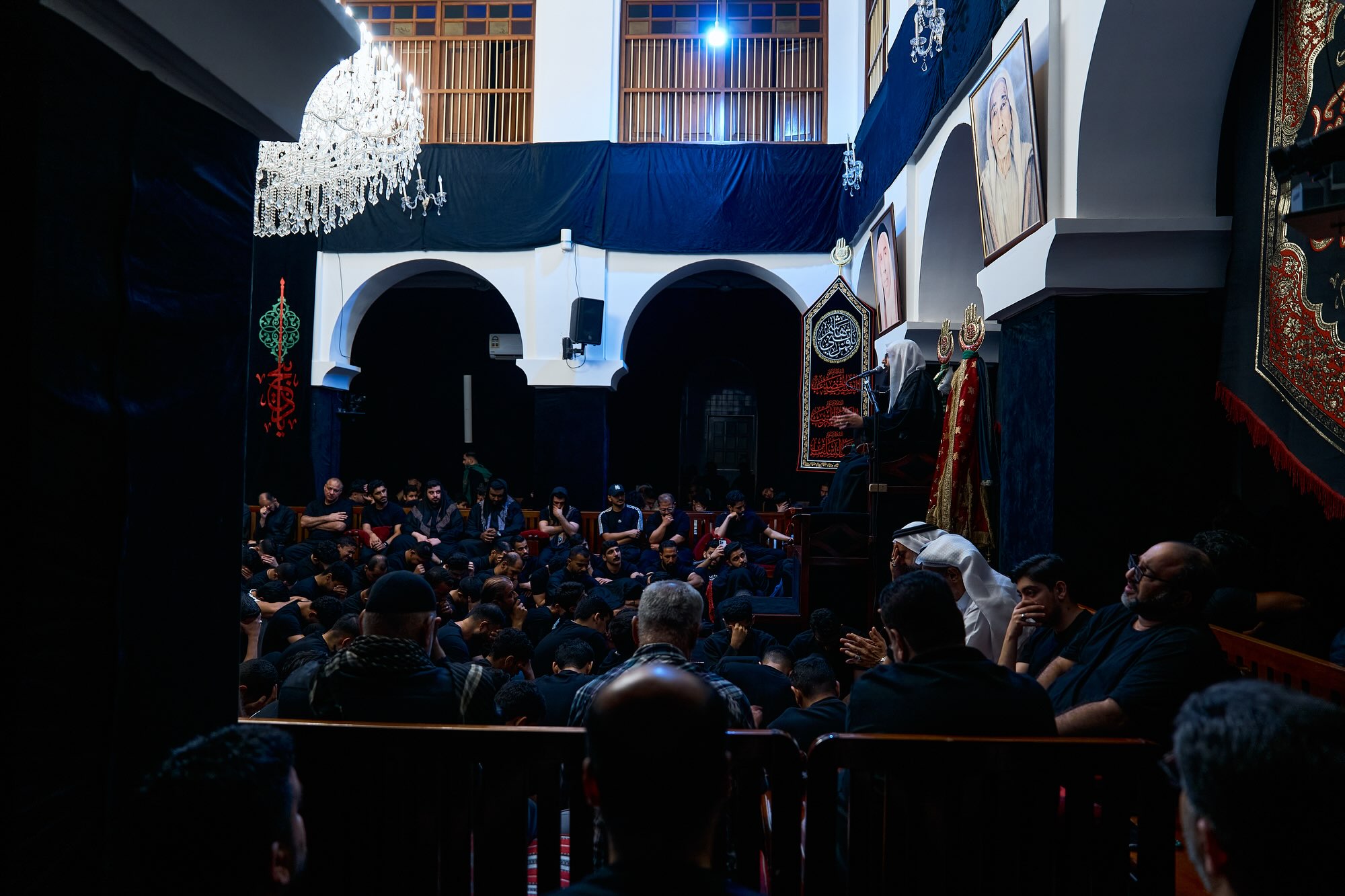 شهادة السجاد (ع) ⁨ 	⁨	⁨	⁨	⁨	.  اللّهُمَّ صَلِّ عَلى مُحَمَّدٍ وَآلِ مُحَمَّدٍ وَصَلِّ عَلى الحُسَينِ المَظلُومِ الشَّهِيدِ قَتِيلِ العَبَراتِ وَأَسِيرِ الكُرُباتِ صَلاةً نامِيَةً زاكِيَةً مُبارَكَةً يَصعَدُ أَوَّلُها وَلا يَنفَد آخِرُها أَفضَلَ ما صَلَّيت