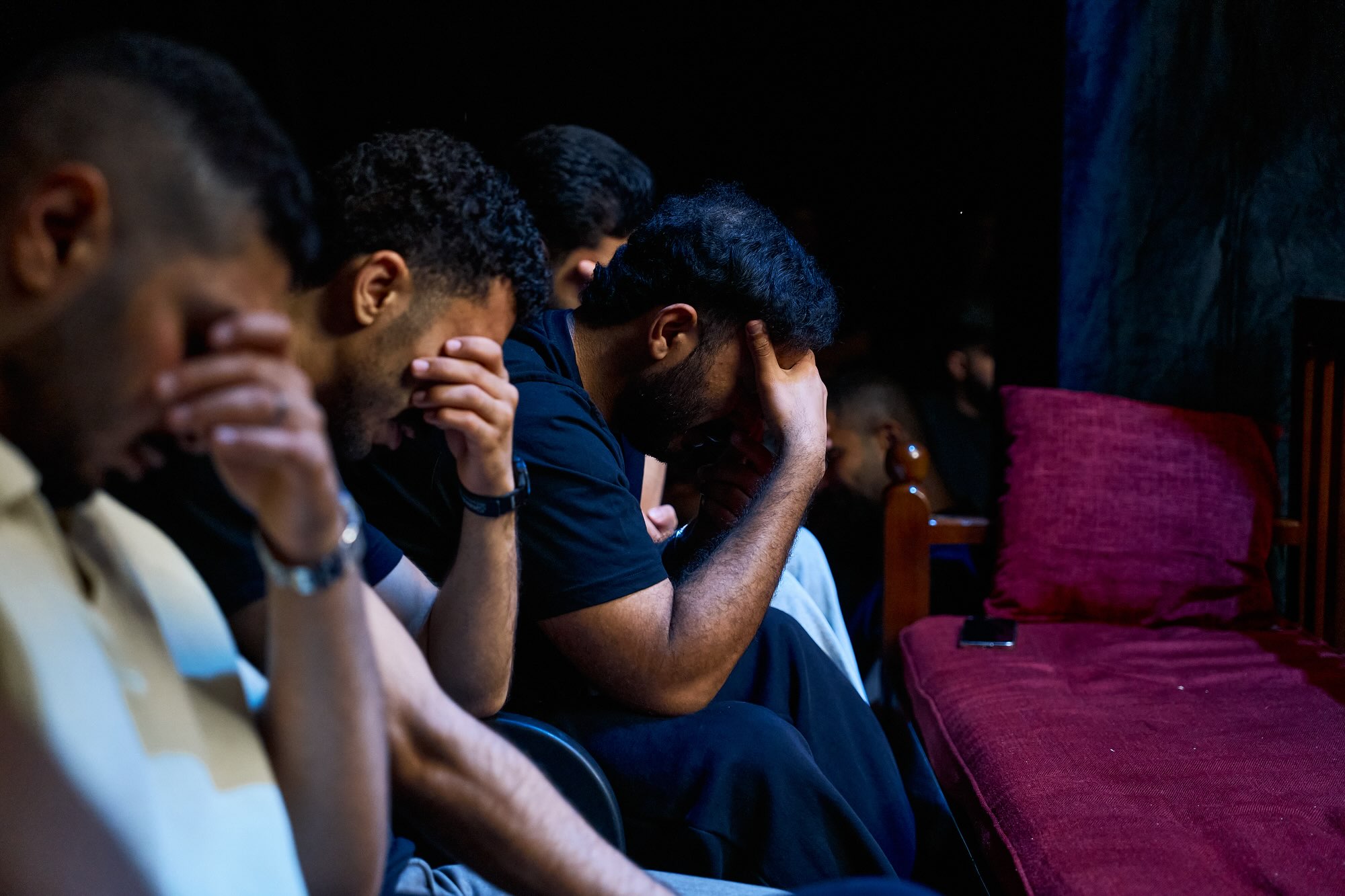 شهادة السجاد (ع) ⁨ 	⁨	⁨	⁨	⁨	.  اللّهُمَّ صَلِّ عَلى مُحَمَّدٍ وَآلِ مُحَمَّدٍ وَصَلِّ عَلى الحُسَينِ المَظلُومِ الشَّهِيدِ قَتِيلِ العَبَراتِ وَأَسِيرِ الكُرُباتِ صَلاةً نامِيَةً زاكِيَةً مُبارَكَةً يَصعَدُ أَوَّلُها وَلا يَنفَد آخِرُها أَفضَلَ ما صَلَّيت