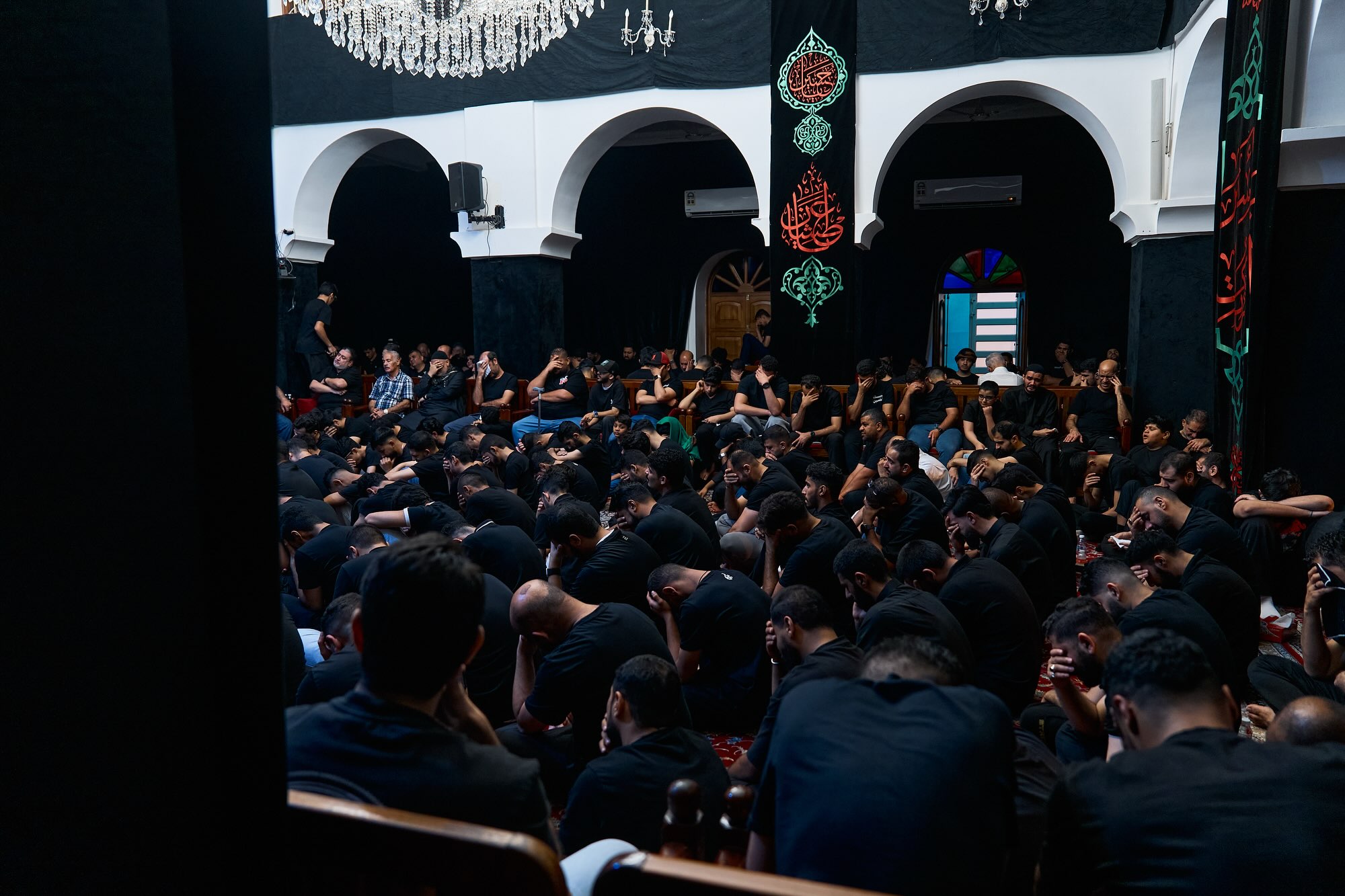 شهادة السجاد (ع) ⁨ 	⁨	⁨	⁨	⁨	.  اللّهُمَّ صَلِّ عَلى مُحَمَّدٍ وَآلِ مُحَمَّدٍ وَصَلِّ عَلى الحُسَينِ المَظلُومِ الشَّهِيدِ قَتِيلِ العَبَراتِ وَأَسِيرِ الكُرُباتِ صَلاةً نامِيَةً زاكِيَةً مُبارَكَةً يَصعَدُ أَوَّلُها وَلا يَنفَد آخِرُها أَفضَلَ ما صَلَّيت